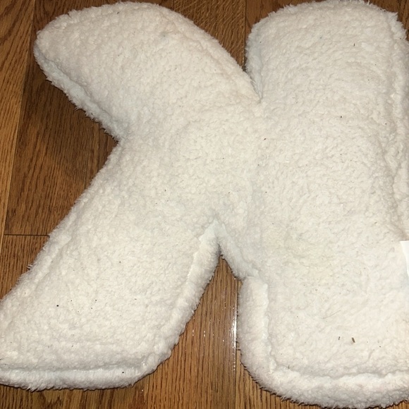 Justice “K” Pillow - Picture 2 of 5